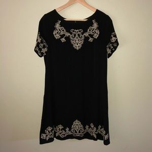 Lulu’s black embroidered dress